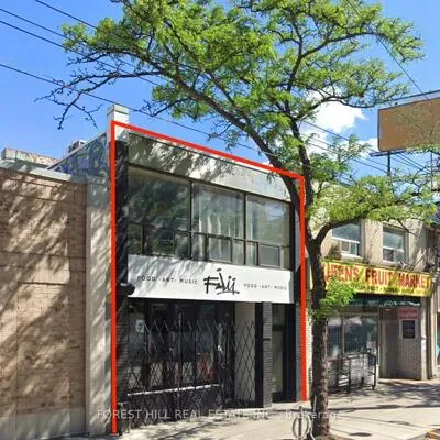 Commercial for sale, 566, Queen, Kensington-Chinatown, Toronto